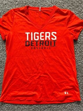 Under Armour Detroit Tigers HeatGear V-Neck Tee Size L